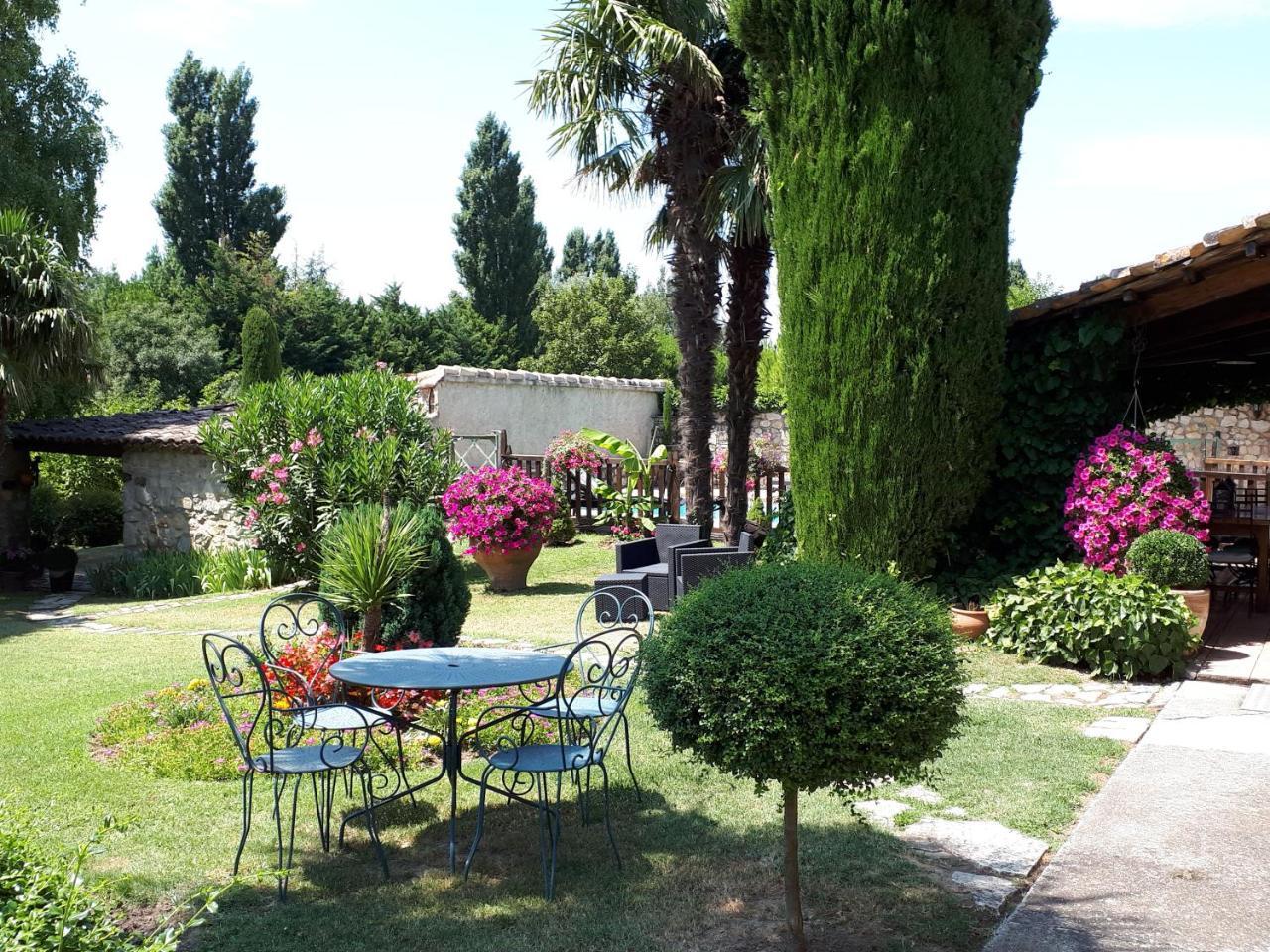 Chambres D'Hotes La Chabriere Cliousclat Buitenkant foto